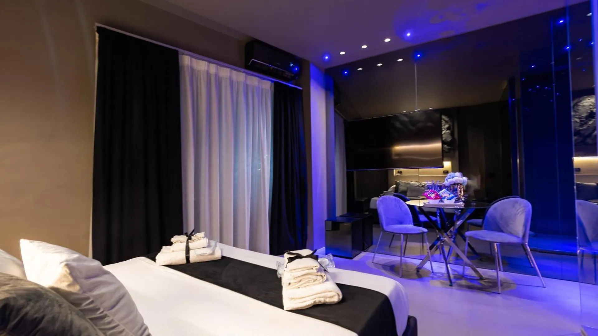 Platinum Suite&Spa Палермо 0*,  Италия